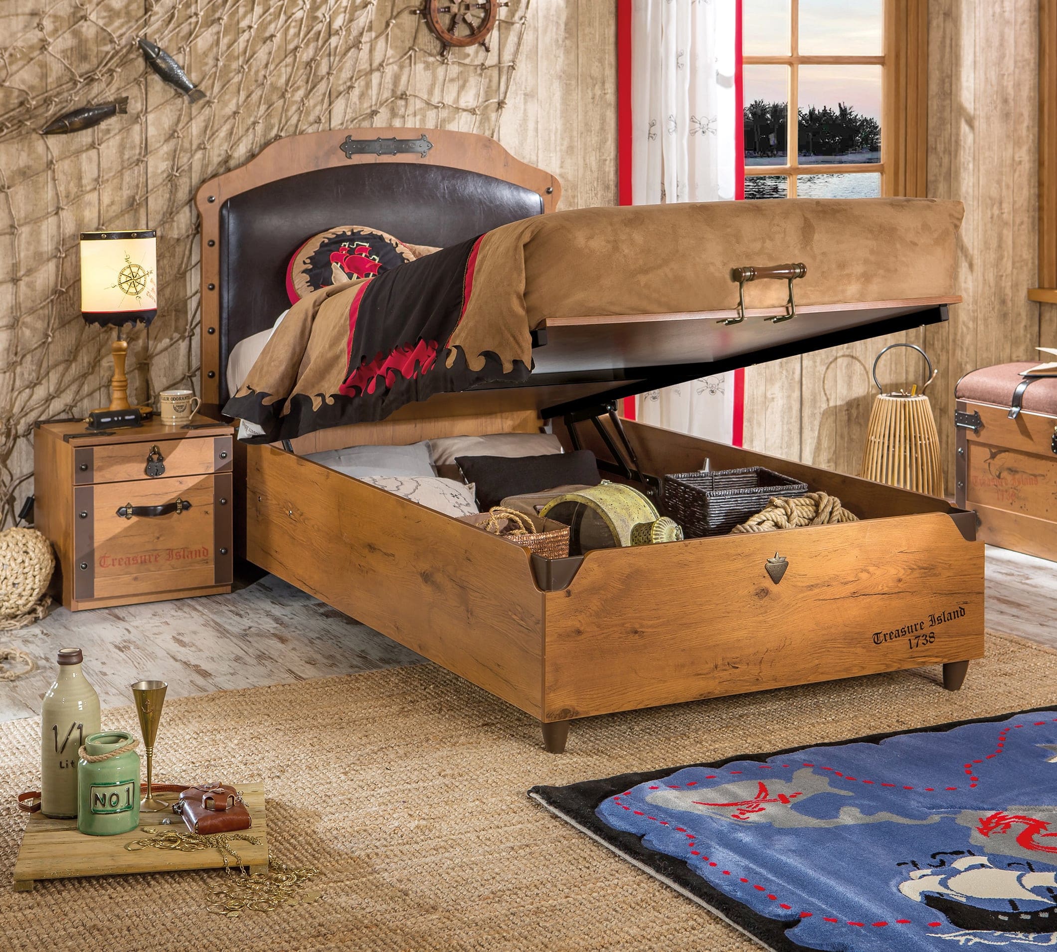 Pat cu lada Black Pirate-Model 1