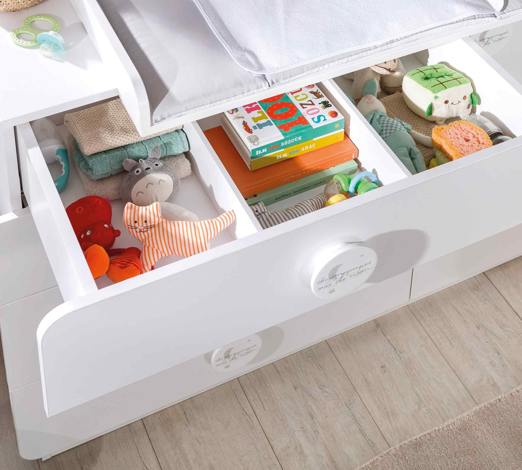 Comoda 4 sertare+1 usa Baby Cotton