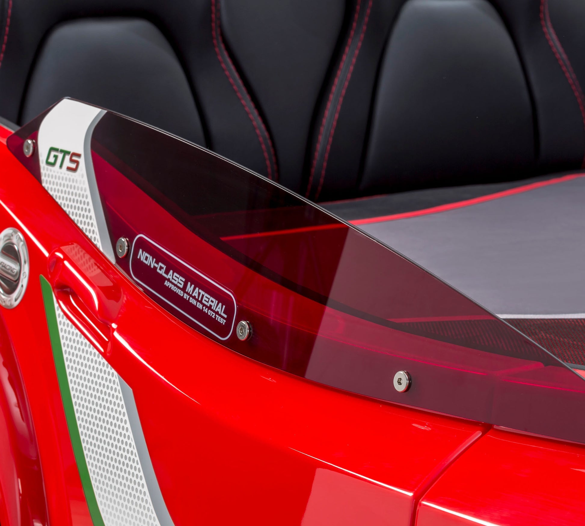 Pat GTS Champion Racer-Rosu