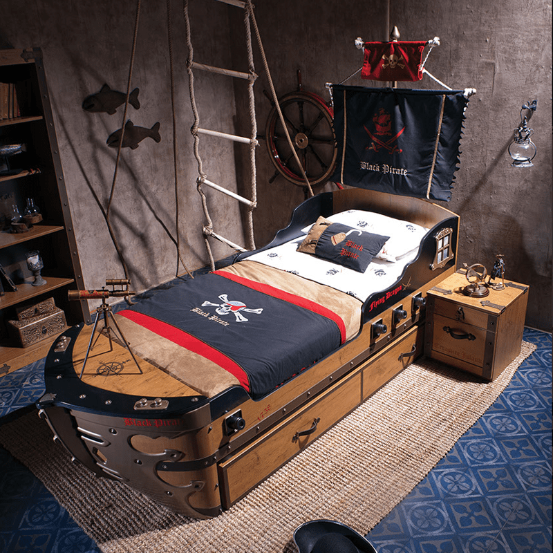 Pat single Black Pirate-Tip corabie